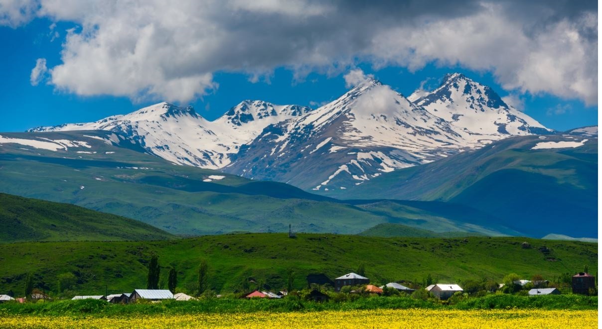 Hidden Places The Mystery Of Aragats S Gravity Hill Picnic Hotels